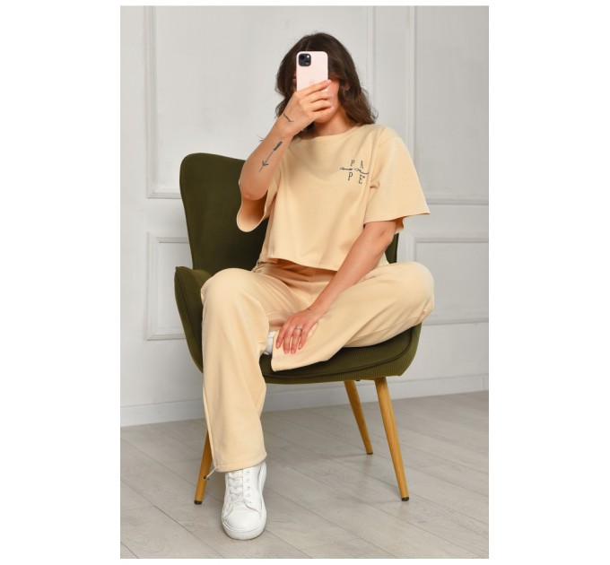 Спортивний костюм жіночий бежевого кольору 204509L