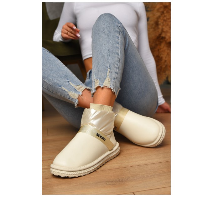 Уггі жіночі на хутрі білого кольору 205590L