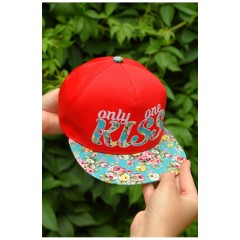 Кепка дитяча для дівчинки червоного кольору 159901L