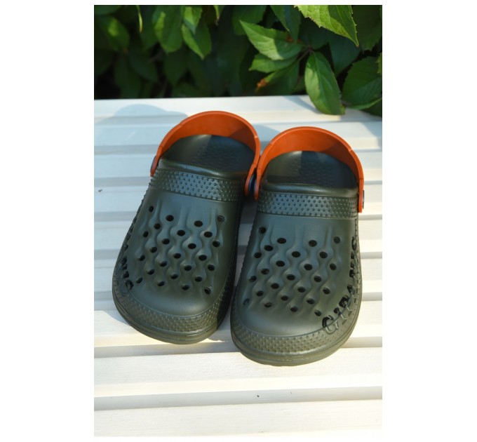 Крокси дитячі для хлопчика темно-зеленого кольору 165367L