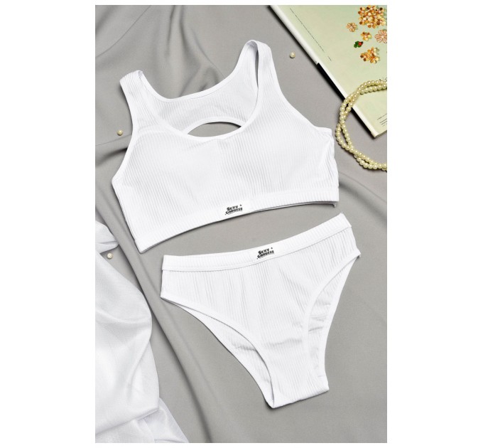 Комплект жіночий рубчик білого кольору чашка В 168733L