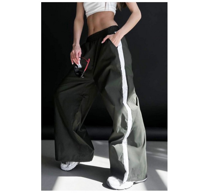 Спортивные брюки женские цвета хаки 177345L