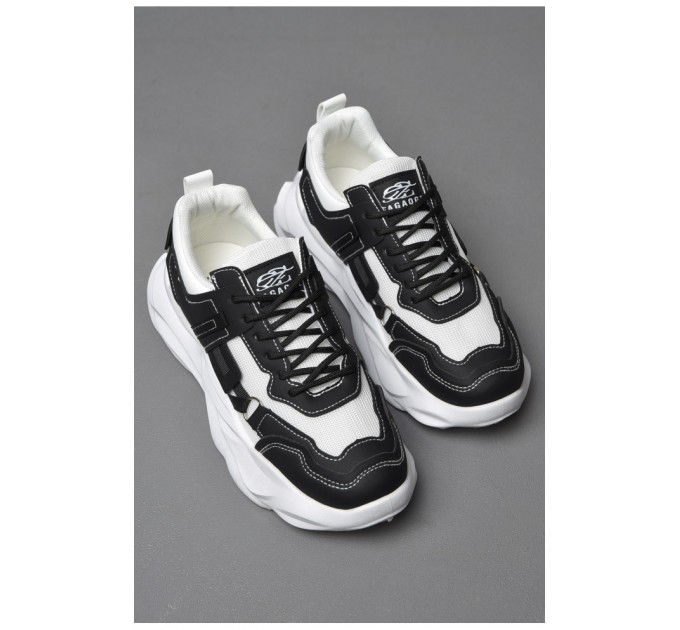 Кросівки чоловічі чорно-білого кольору на шнурівці 177373L