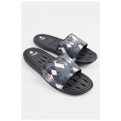 Шльопанці чоловічі чорного кольору з геометричним візерунком 179493L