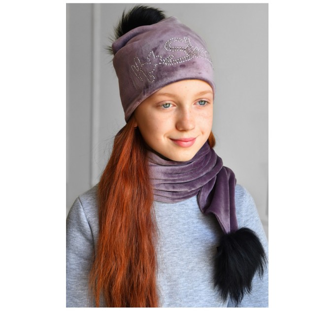 Набор шапка+шарф подростковый для велюровой девочки фиолетового цвета 182958L