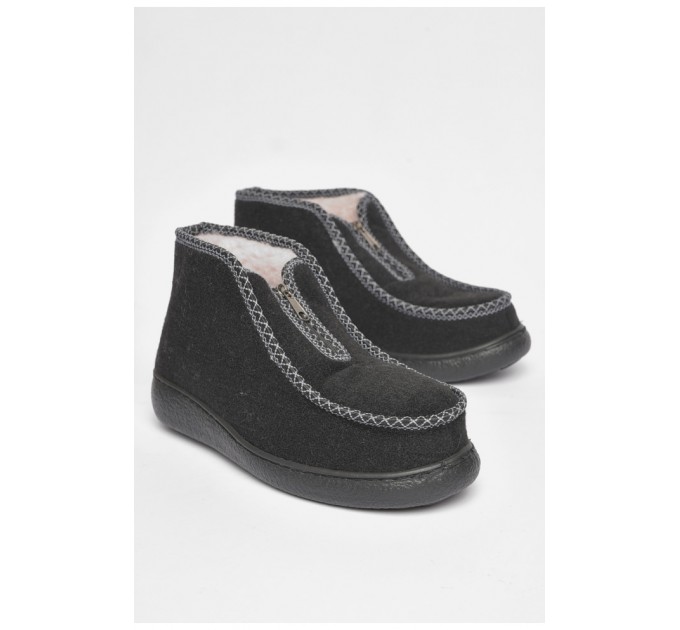 Мужские бурки на меху черного цвета 189019L
