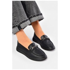 Туфлі-лофери жіночі чорного кольору 189821L