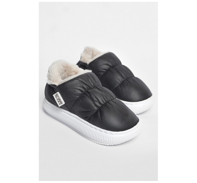 Капці дитячі чорного кольору на хутрі 190087L