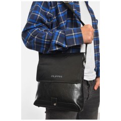 Сумка чоловіча через плече з екошкіри чорного кольору 192845L