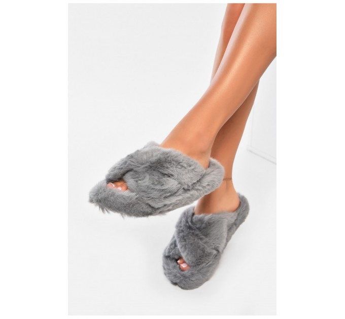 Капці домашні жіночі хутряні сірого кольору 193354L