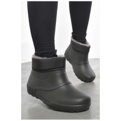 Дутики женские на меху черного цвета 193508L