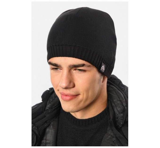 Мужская шапка на флисе черного цвета 193787L