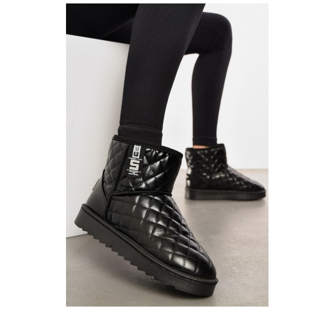 Уггі жіночі на хутрі чорного кольору 193935L