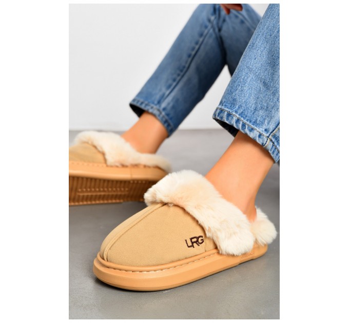 Тапочки-угги женские бежевого цвета искусственная замша 194013L