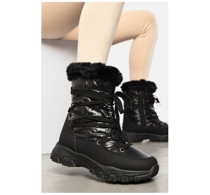 Дутики женские на меху черного цвета 195808L