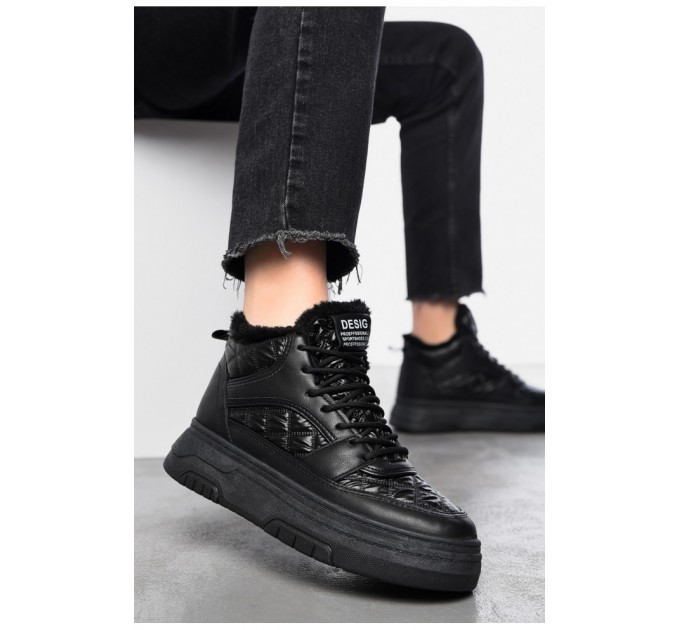 Ботинки женские зимние черного цвета 197553L