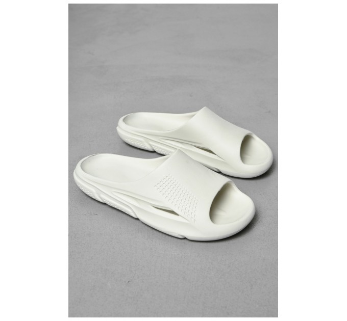Шльопанці чоловічі піна молочного кольору 198023L