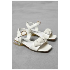 Босоніжки дитячі для дівчинки світло-бежевого кольору 199499L