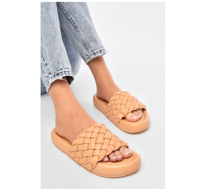 Шльопанці жіночі темно-бежевого кольору 200285L