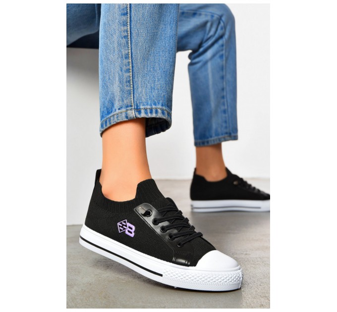 Кеды женские черного цвета на шнуровке 200880L