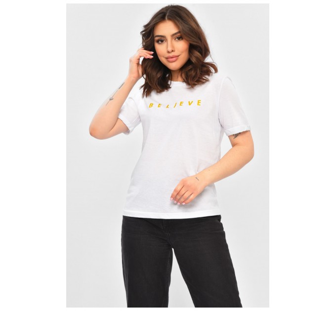 Женская футболка однотонная белого цвета с надписью 202438L