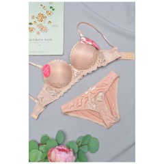 Комплект жіночий бежевого кольору чашка В 158070L