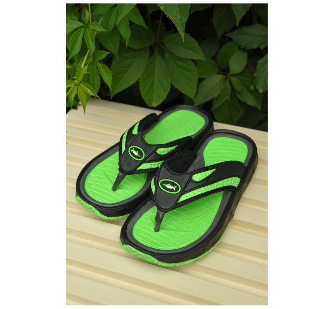 Вьетнамки подростковые для мальчика черного цвета с салатовыми вставками 162531L