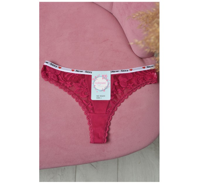 Стринги женские с гипюровыми вставками малинового цвета 171592L