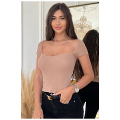 Топ у рубчик жіночий бежевого кольору 173925L