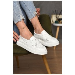 Сліпони жіночі білого кольору 178470L