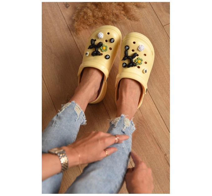 Крокси жіночі молочного кольору 178541L