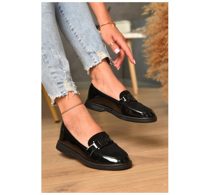 Туфлі-лофери жіночі чорного кольору 178677L