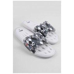 Шльопанці чоловічі білого кольору з геометричним візерунком 179494L