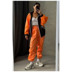 Ветровка женская оранжевого цвета 184242L