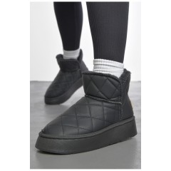 Угги женские на меху черного цвета 189963L