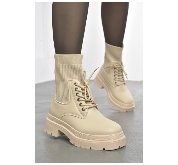 Черевики жіночі демісезонні бежевого кольору 193358L