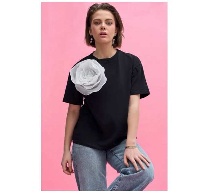 Женская футболка черного цвета 200744L