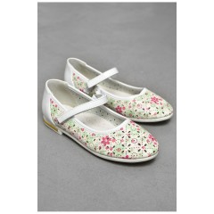 Балетки дитячі для дівчинки білого кольору 202244L