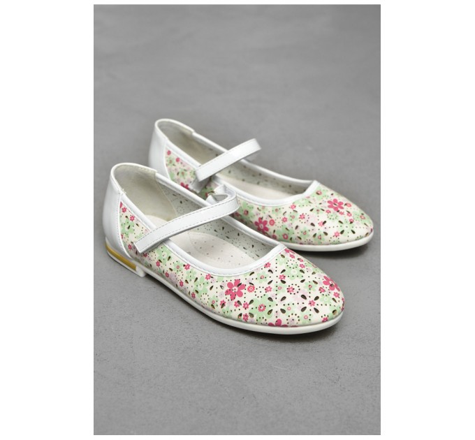 Балетки дитячі для дівчинки білого кольору 202244L