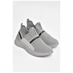 Кросівки чоловічі сірого кольору текстиль 203699L