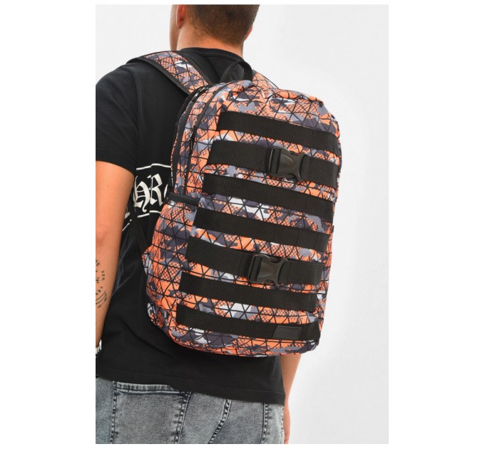 Рюкзак мужской спортивный оранжевого цвета с принтом 204659L