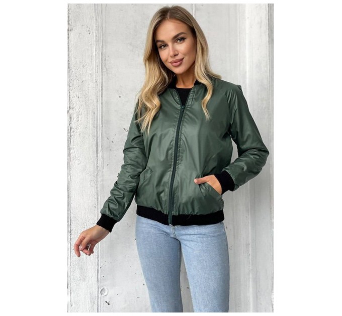 Куртка жіноча зеленого кольору 172469L