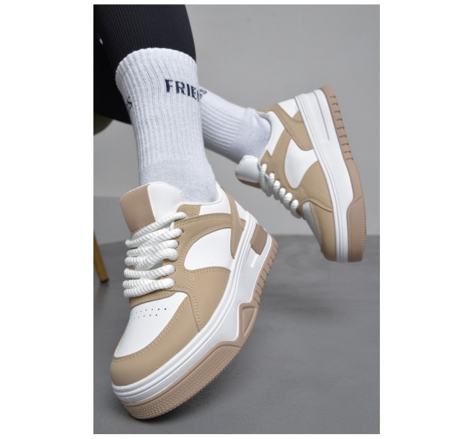 Кроссовки женские бежевого цвета на шнуровке 172487L