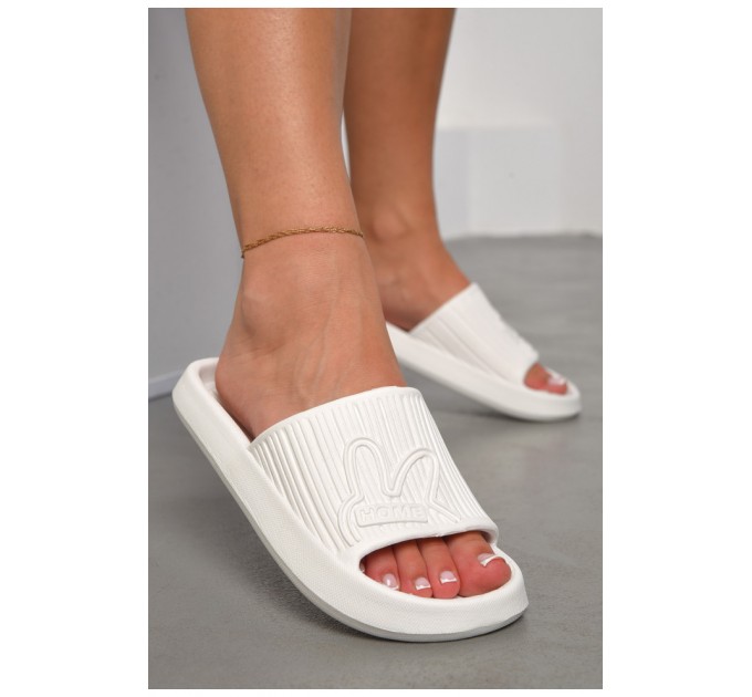 Шльопанці піна жіночі білого кольору 184050L