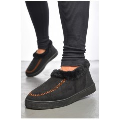 Бурки жіночі на хутрі чорного кольору 189539L