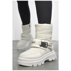Женские полусапоги на меху белого цвета 189811L