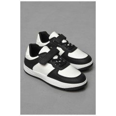 Кросівки дитячі чорно-білого кольору на шнурівці 190147L