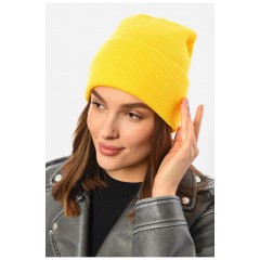 Шапка женская демисезонная желтого цвета 191911L