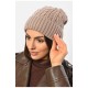 Шапка женская зимняя на флисе однотонная темно-бежевого цвета 192011L