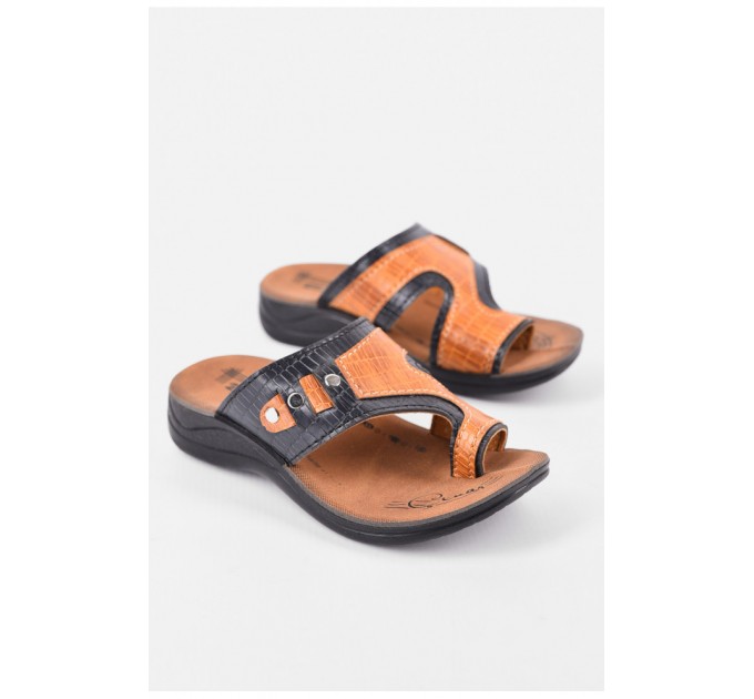 Шльопанці дитячі для хлопчика світло-коричневого кольору 193064L